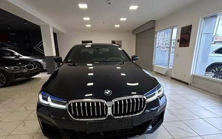 BMW 5 серия, 2020 год, 5 070 000 рублей, 2 фотография