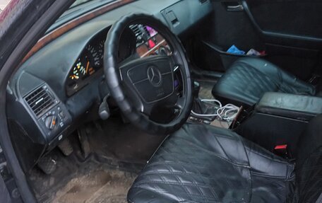 Mercedes-Benz C-Класс, 1996 год, 225 000 рублей, 3 фотография