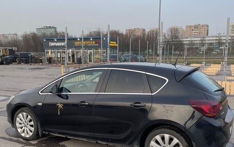 Opel Astra J, 2012 год, 5 фотография