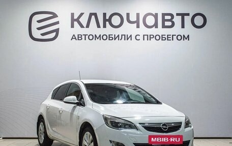 Opel Astra J, 2011 год, 785 000 рублей, 3 фотография