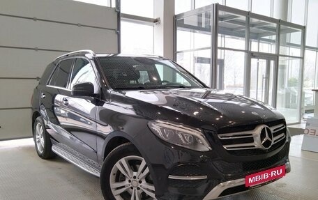 Mercedes-Benz GLE, 2016 год, 3 650 000 рублей, 2 фотография