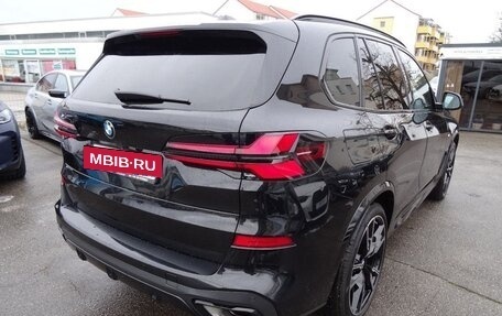 BMW X5, 2023 год, 9 770 000 рублей, 2 фотография