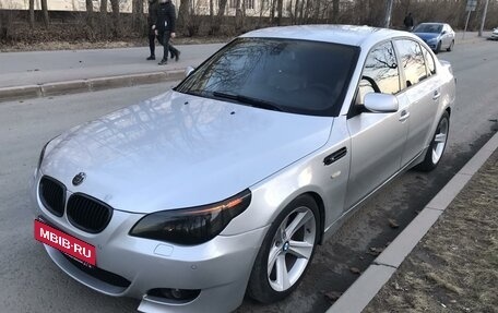 BMW 5 серия, 2003 год, 800 000 рублей, 1 фотография