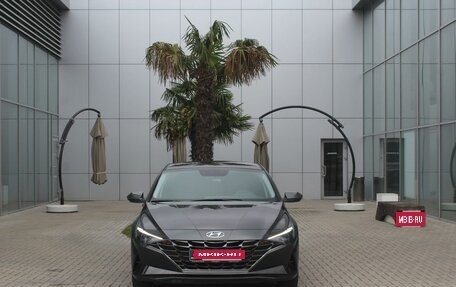 Hyundai Elantra, 2022 год, 2 230 000 рублей, 2 фотография