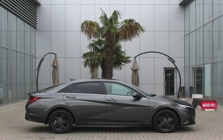 Hyundai Elantra, 2022 год, 2 230 000 рублей, 4 фотография