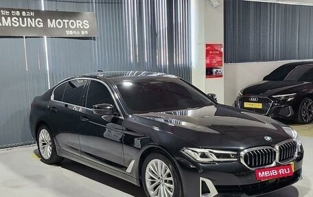 BMW 5 серия, 2021 год, 3 850 000 рублей, 2 фотография