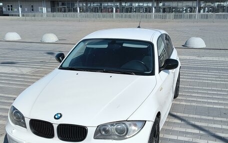BMW 1 серия, 2010 год, 849 000 рублей, 2 фотография