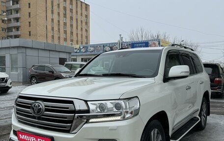 Toyota Land Cruiser 200, 2016 год, 7 000 000 рублей, 3 фотография