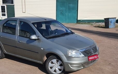 Renault Logan I, 2013 год, 385 000 рублей, 1 фотография