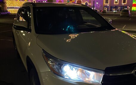 Toyota Highlander III, 2014 год, 2 870 000 рублей, 3 фотография