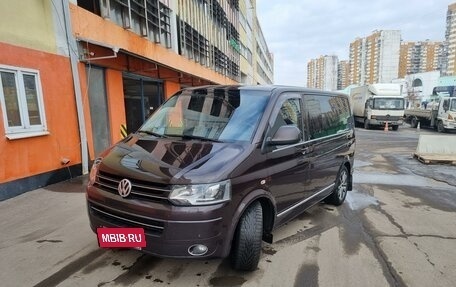 Volkswagen Multivan T5, 2012 год, 2 500 000 рублей, 2 фотография