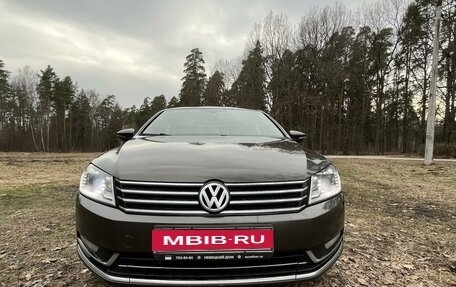Volkswagen Passat B7, 2013 год, 1 400 000 рублей, 2 фотография