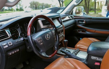 Lexus LX III, 2013 год, 5 650 000 рублей, 4 фотография