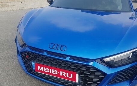 Audi R8, 2021 год, 18 930 000 рублей, 3 фотография