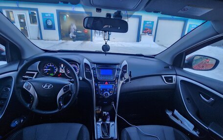 Hyundai i30 II рестайлинг, 2012 год, 980 000 рублей, 2 фотография