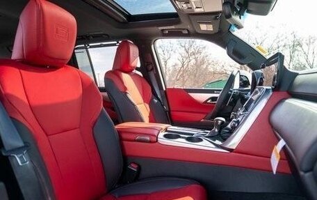 Lexus LX, 2024 год, 12 978 000 рублей, 8 фотография