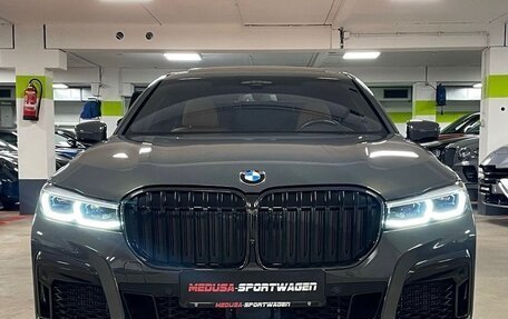 BMW 7 серия, 2021 год, 13 500 000 рублей, 2 фотография