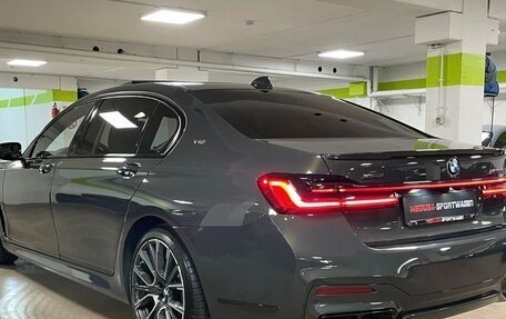 BMW 7 серия, 2021 год, 13 500 000 рублей, 8 фотография