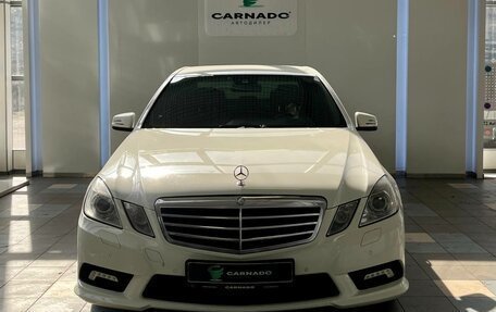Mercedes-Benz E-Класс, 2010 год, 1 300 000 рублей, 2 фотография