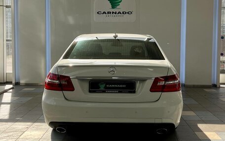 Mercedes-Benz E-Класс, 2010 год, 1 300 000 рублей, 6 фотография