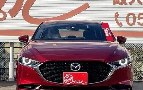 Mazda 3, 2021 год, 1 830 000 рублей, 2 фотография