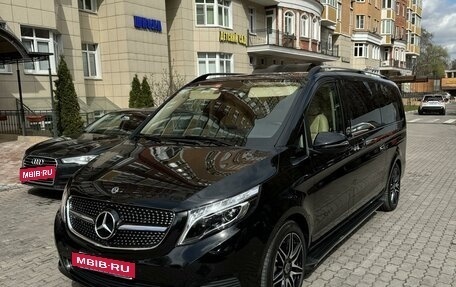 Mercedes-Benz V-Класс, 2018 год, 9 500 000 рублей, 2 фотография