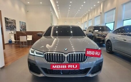 BMW 5 серия, 2021 год, 3 630 000 рублей, 3 фотография