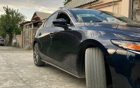 Mazda 3, 2019 год, 1 750 000 рублей, 3 фотография