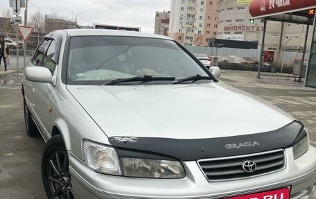 Toyota Camry, 1999 год, 700 000 рублей, 2 фотография