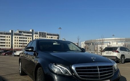 Mercedes-Benz E-Класс, 2020 год, 3 640 000 рублей, 6 фотография