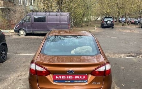 Ford Fiesta, 2015 год, 1 000 000 рублей, 4 фотография