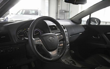 Toyota Avensis III рестайлинг, 2010 год, 1 355 000 рублей, 5 фотография