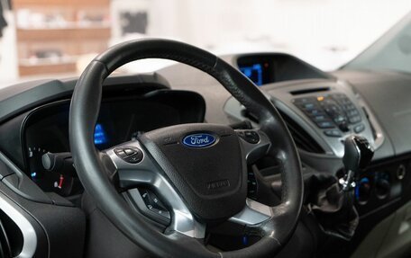 Ford Tourneo Custom I рестайлинг, 2013 год, 1 700 000 рублей, 5 фотография