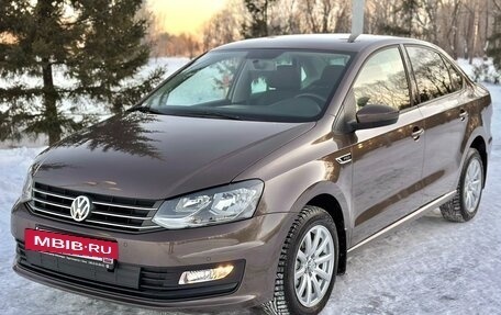 Volkswagen Polo VI (EU Market), 2019 год, 1 590 000 рублей, 2 фотография