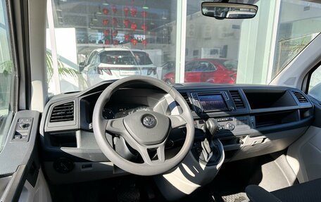 Volkswagen Caravelle T6 рестайлинг, 2018 год, 3 675 000 рублей, 6 фотография