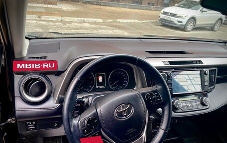 Toyota RAV4, 2017 год, 3 600 000 рублей, 7 фотография