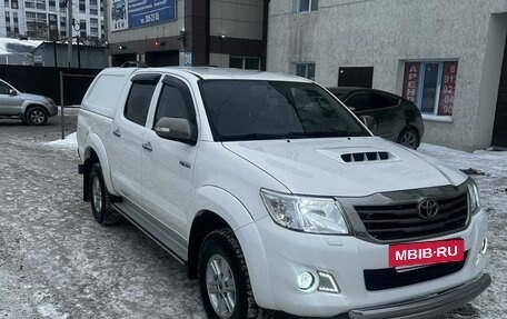 Toyota Hilux VII, 2013 год, 2 550 000 рублей, 8 фотография