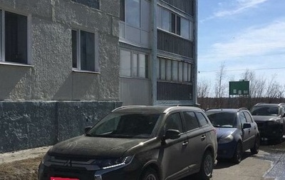 Mitsubishi Outlander III рестайлинг 3, 2018 год, 2 900 000 рублей, 1 фотография