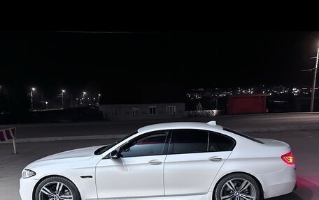 BMW 5 серия, 2014 год, 2 300 000 рублей, 3 фотография