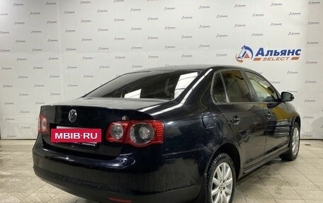 Volkswagen Jetta VI, 2010 год, 730 000 рублей, 3 фотография