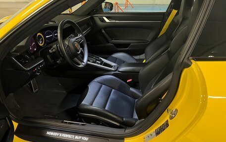 Porsche 911, 2021 год, 21 000 000 рублей, 2 фотография