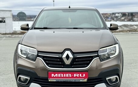 Renault Logan II, 2019 год, 970 000 рублей, 2 фотография