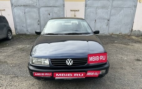 Volkswagen Passat B4, 1996 год, 350 000 рублей, 2 фотография
