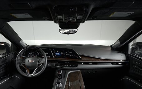 Cadillac Escalade V, 2023 год, 17 990 000 рублей, 3 фотография