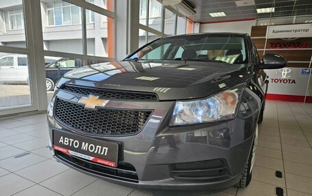 Chevrolet Cruze II, 2011 год, 965 000 рублей, 2 фотография