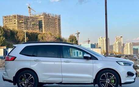 Ford Edge II рестайлинг, 2020 год, 2 230 000 рублей, 3 фотография