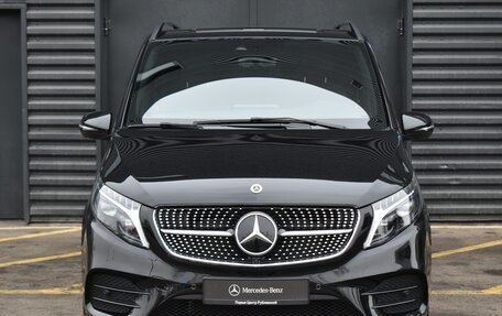 Mercedes-Benz V-Класс, 2024 год, 15 990 000 рублей, 3 фотография