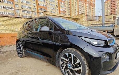BMW i3 I01 рестайлинг, 2017 год, 2 190 000 рублей, 3 фотография