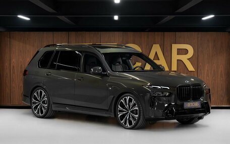 BMW X7, 2023 год, 18 000 000 рублей, 3 фотография