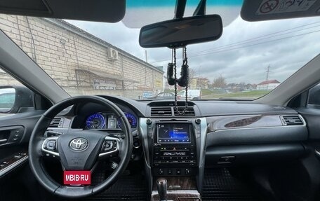 Toyota Camry, 2016 год, 2 650 000 рублей, 2 фотография